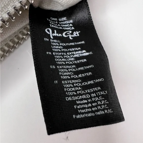 Brandy Melville Butterfly Change Purse - Picture 4 of 7